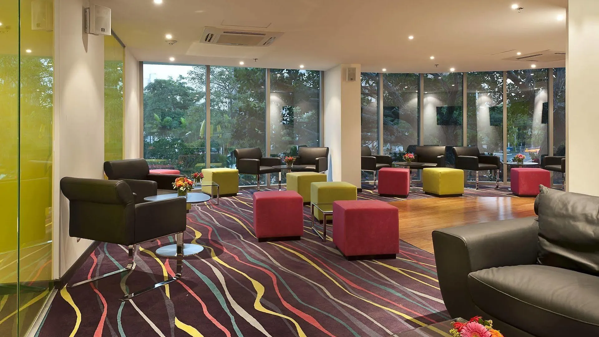 Hotel Nh Collection Royal Smartsuites Barranquilla